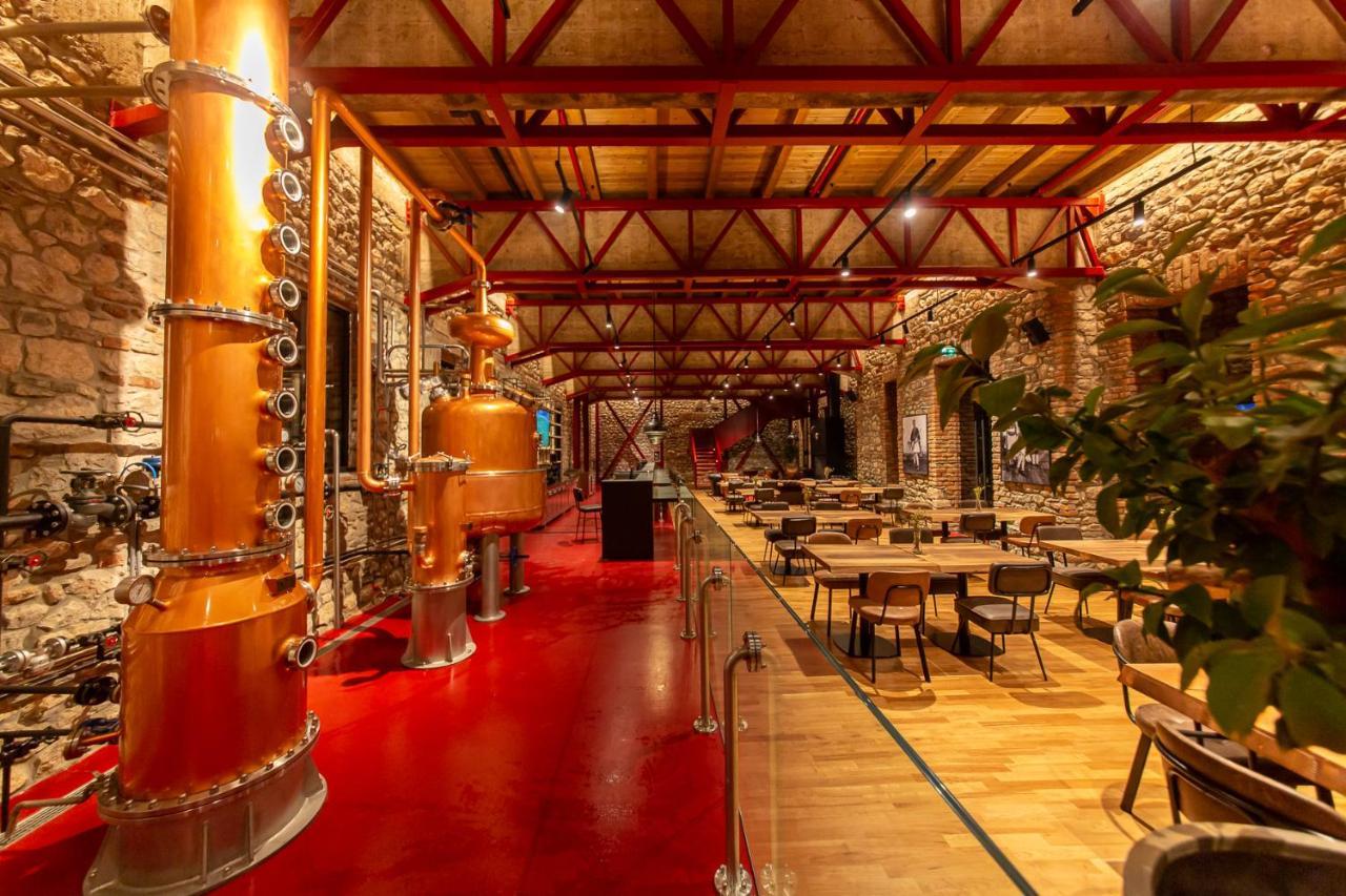 Melesin Distillery Leskovik Kültér fotó
