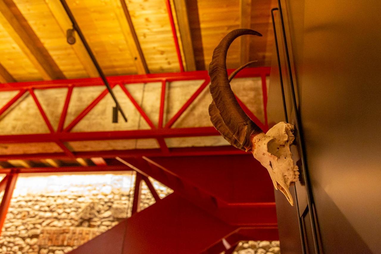 Melesin Distillery Leskovik Kültér fotó