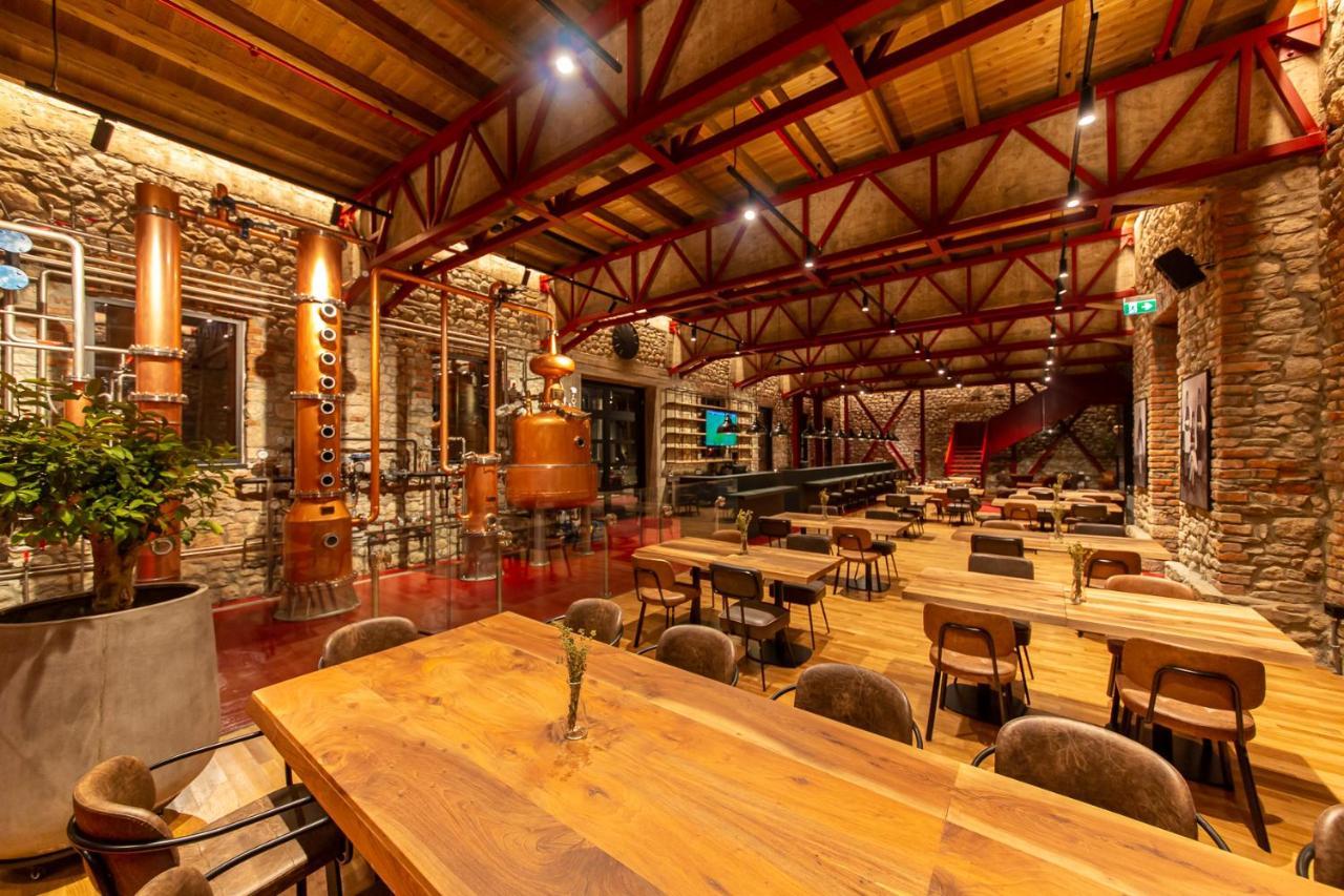 Melesin Distillery Leskovik Kültér fotó