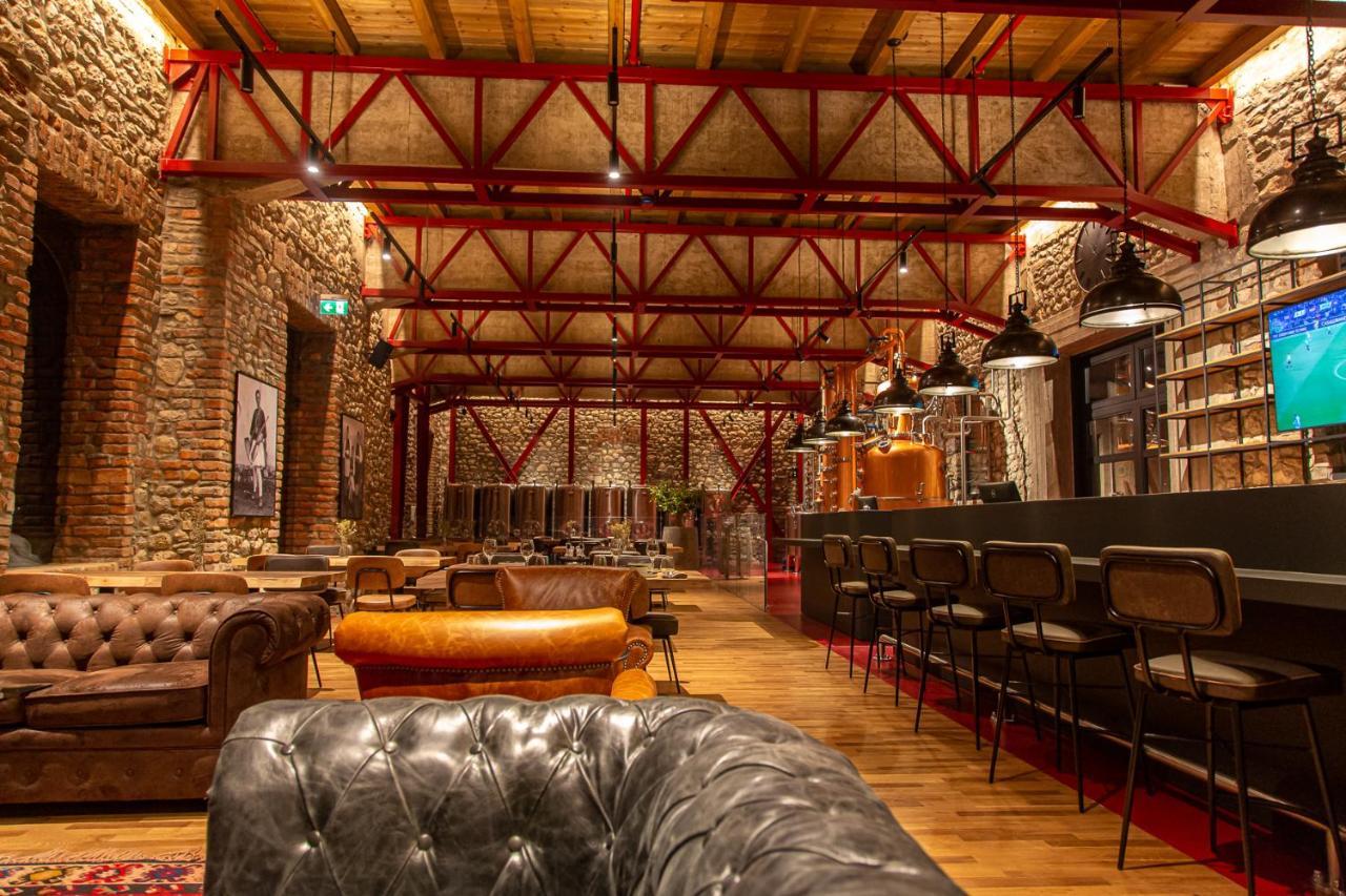 Melesin Distillery Leskovik Kültér fotó